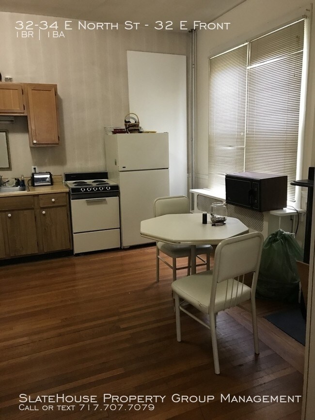 Building Photo - Furnished Apartment