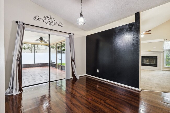 Building Photo - 3 Bedroom / 2 Bath Home in Lutz