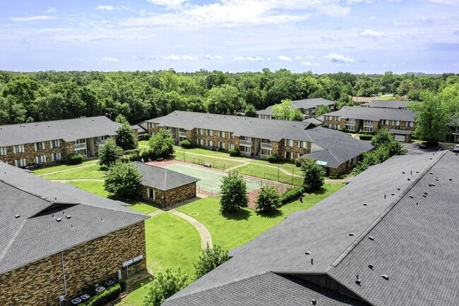 Building Photo - Briarwood Rental Homes