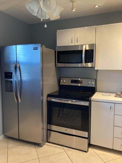 Foto del edificio - 300 NE 26th Ave