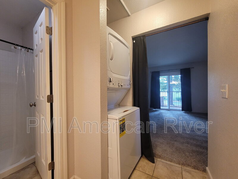 Foto principal - 7131 Stella Ln