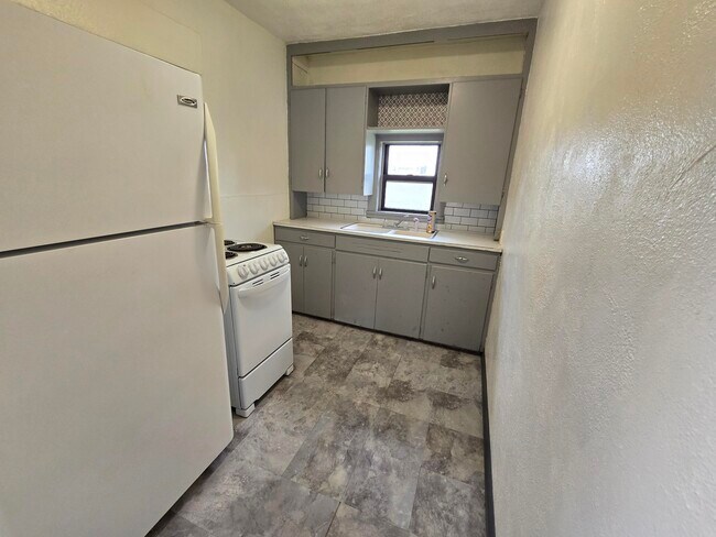 Foto del edificio - 313 Shadowrock Dr