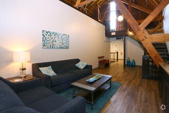 Prairie Pointe photo'