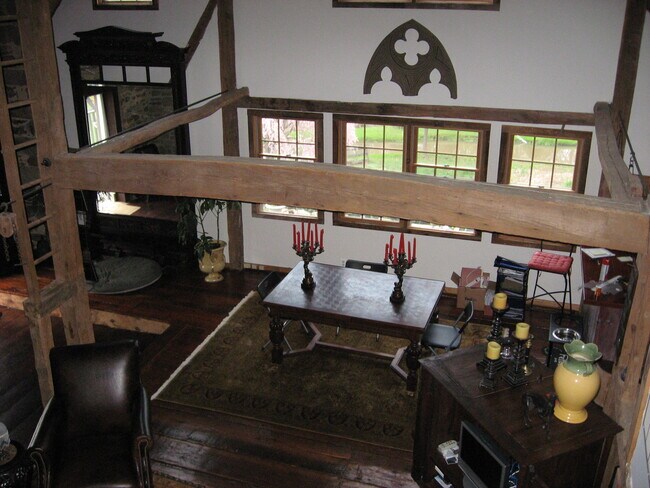 Building Photo - 5694 Carversville Rd