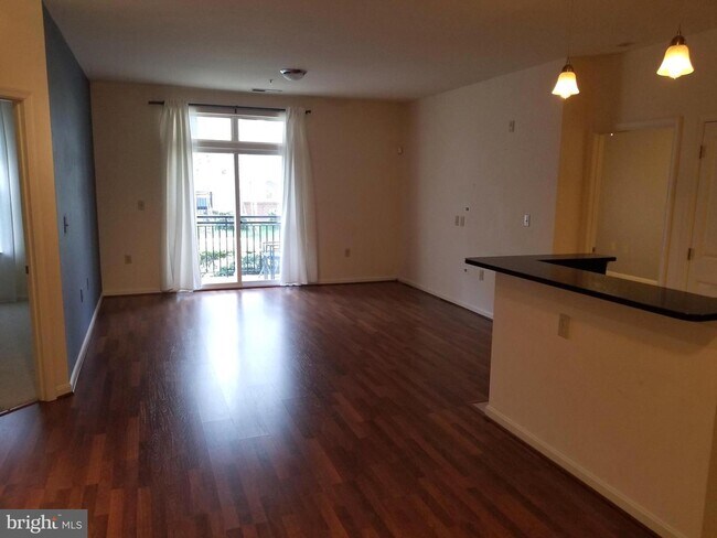 Building Photo - 2665 Prosperity Ave