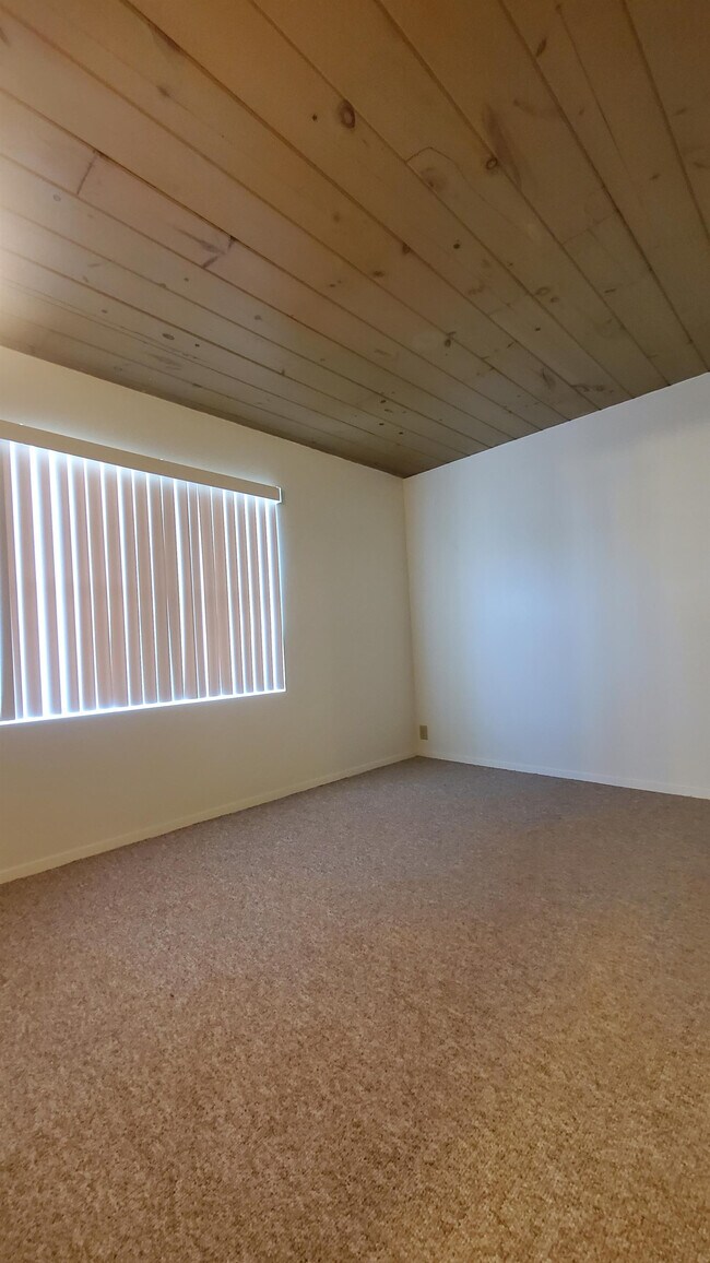 Foto del edificio - 1330 F St