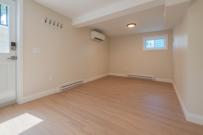 Photo du bâtiment - 368 Dufferin Av