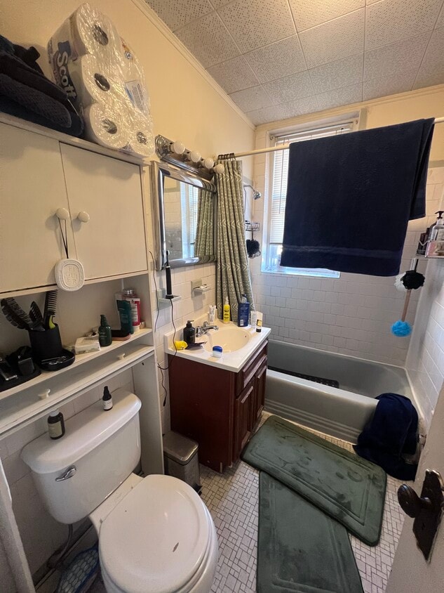 Building Photo - 59 Gordon St