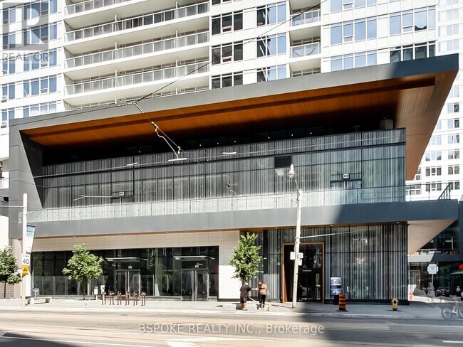 Photo du bâtiment - 19 Bathurst St