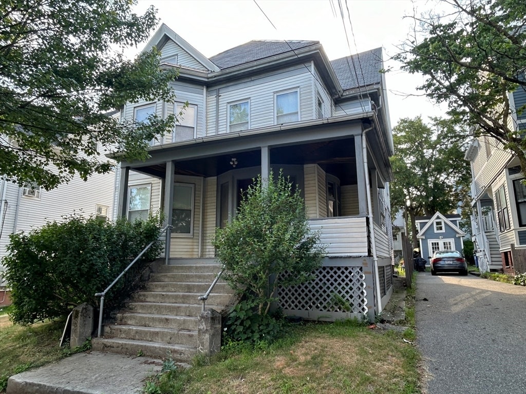 Primary Photo - 50 Dartmouth St
