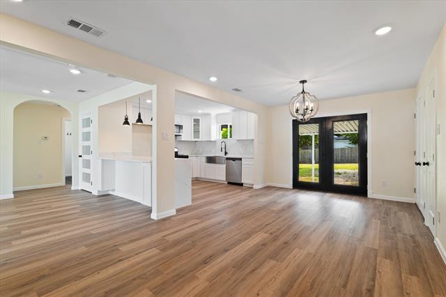 Foto del edificio - 8734 Westfield Dr