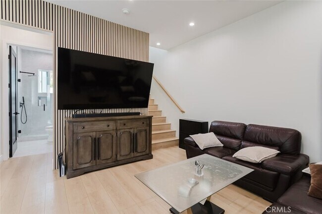 Foto del edificio - 13540 Hamlin St