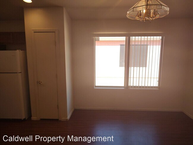 Building Photo - 4 br, 2 bath House - 5241 S. Via Noche Buena