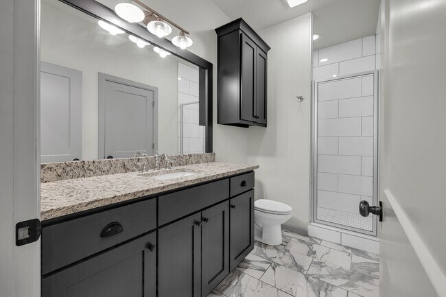 Foto del edificio - P.57 Kode Properties LLC 3507 - 3509