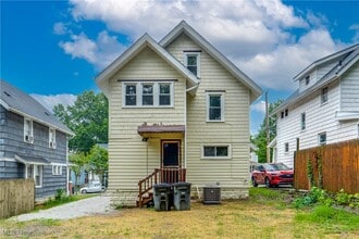 Building Photo - 2338 16th St SW