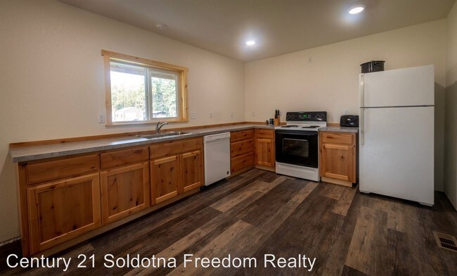 Building Photo - 2 br, 1.5 bath House - 35812 Sunset Park