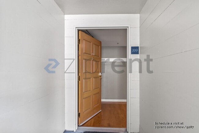 Building Photo - 1301 Quarry Ct