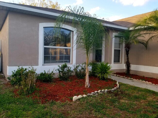 Foto del edificio - 2044 Corner Meadow Cir