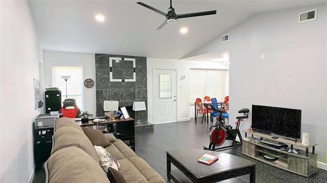 Foto del edificio - 4233 Glen Ridge Dr