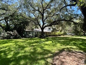 Building Photo - 6150 SW 92nd St
