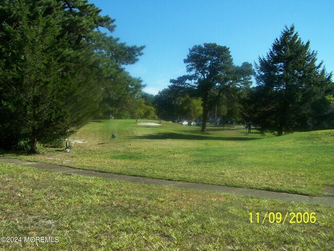 Building Photo - 33B Gramercy Ln