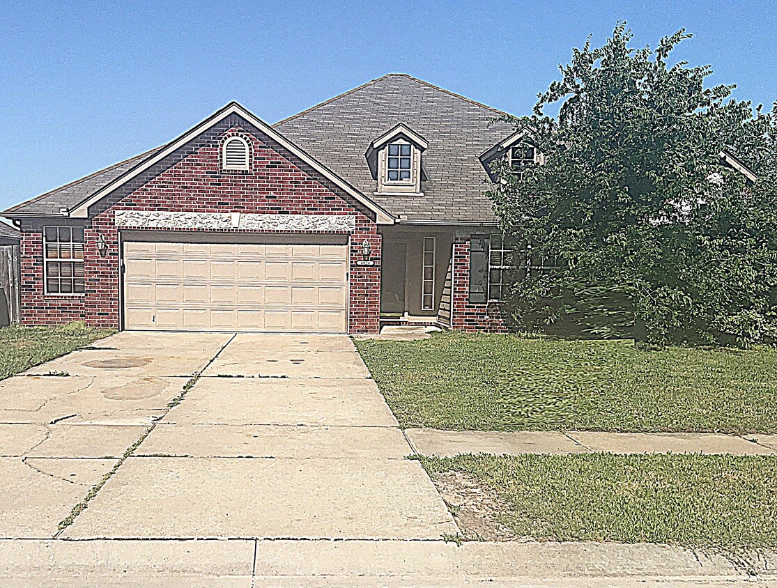Primary Photo - 4024 S 212th E Ave