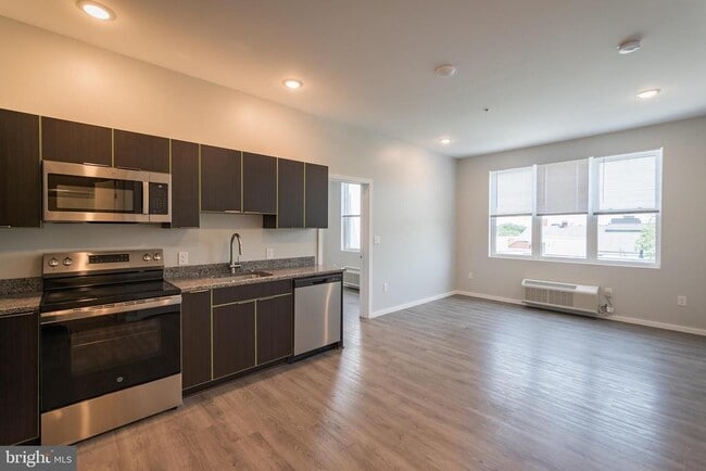 Building Photo - 4124 Haverford Ave