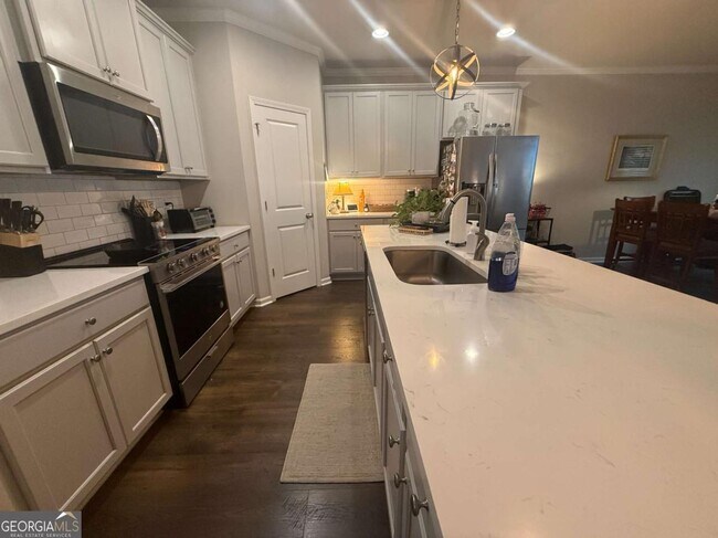 Foto del edificio - 5639 Parkview Ln