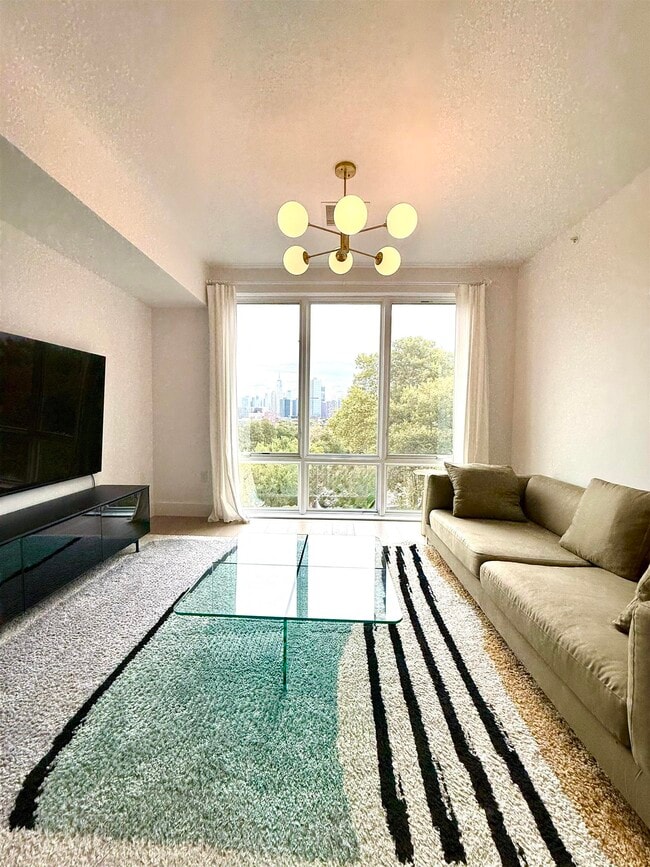 Foto del edificio - 348 Baldwin Ave