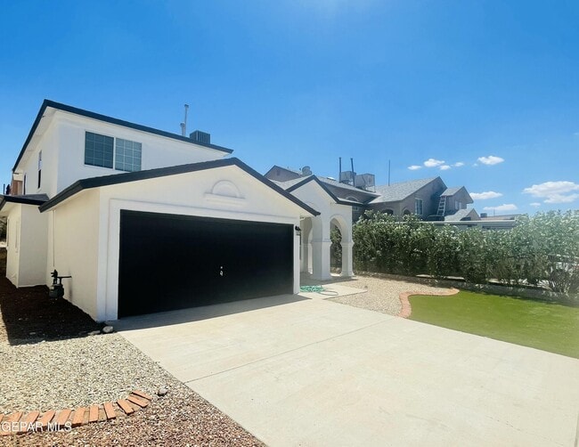 Foto del edificio - 7344 Prickley Pear Dr