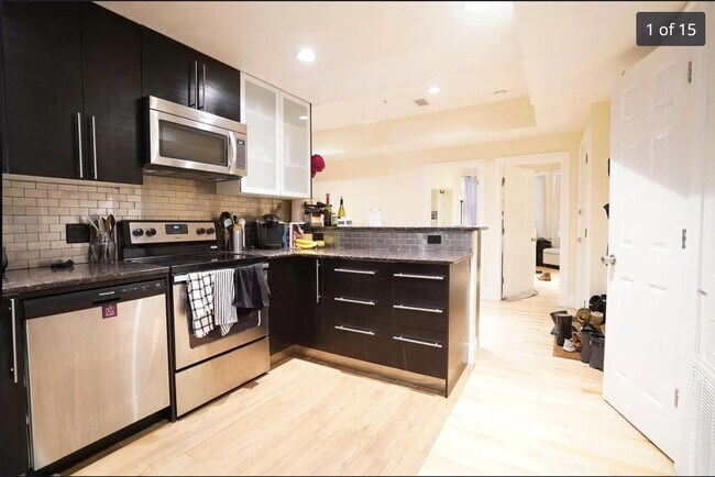 Foto del edificio - 1199 Beacon St