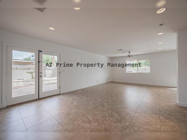 Foto del edificio - 5301 N 43rd Pl