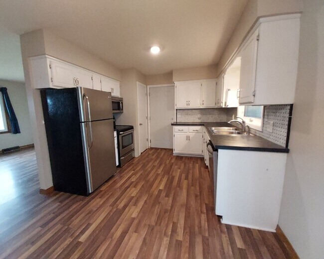 Foto del edificio - Charming 3-Bedroom Home Near Downtown Stillwater!