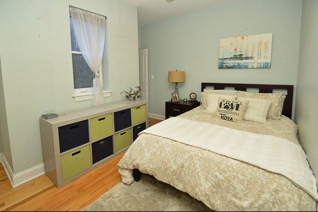 Foto del edificio - 3740 N Wilton Ave