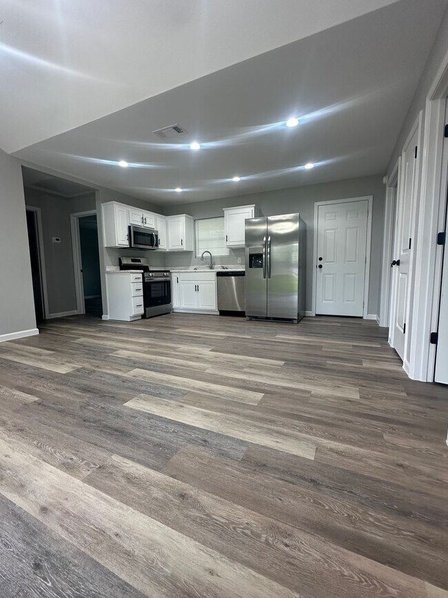 Foto del edificio - 3 Bed 2 Bath New Construction Home
