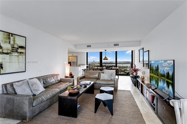 Foto del edificio - 3000 N Ocean Dr