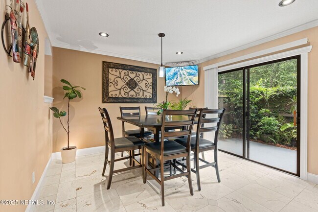 Foto del edificio - 4807 Evenlode Ln