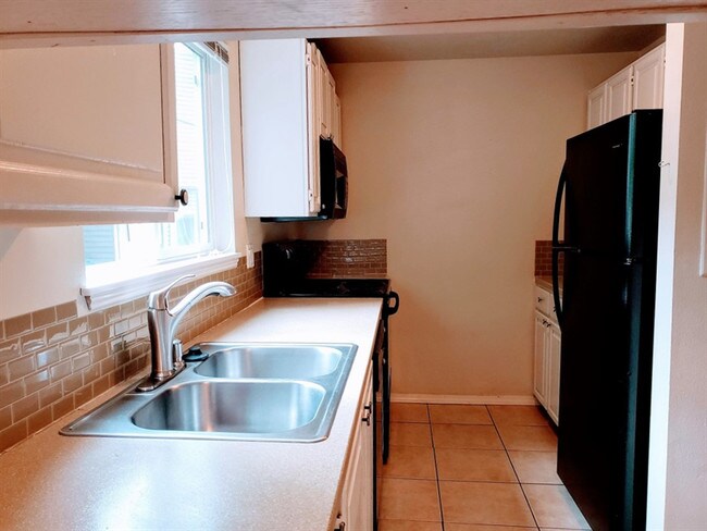 Foto del edificio - 9522 8th Ave NW