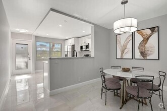 Building Photo - 2202 Lucaya Bend