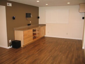 Building Photo - 5700 S 900 E