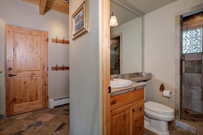 Building Photo - 12 Lower Mountain Home Road