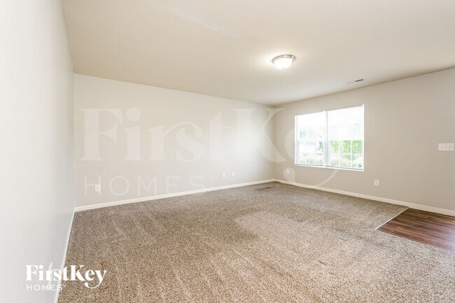 Building Photo - 108 Bedrock Ct