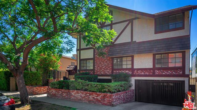 Foto principal - 817 N Croft Ave