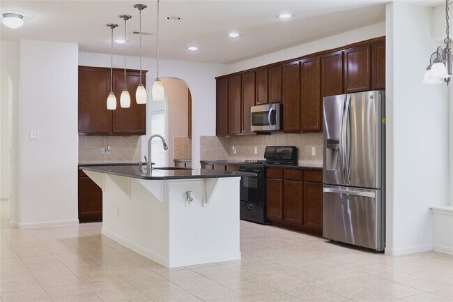 Foto del edificio - 24215 Courtland Oaks St