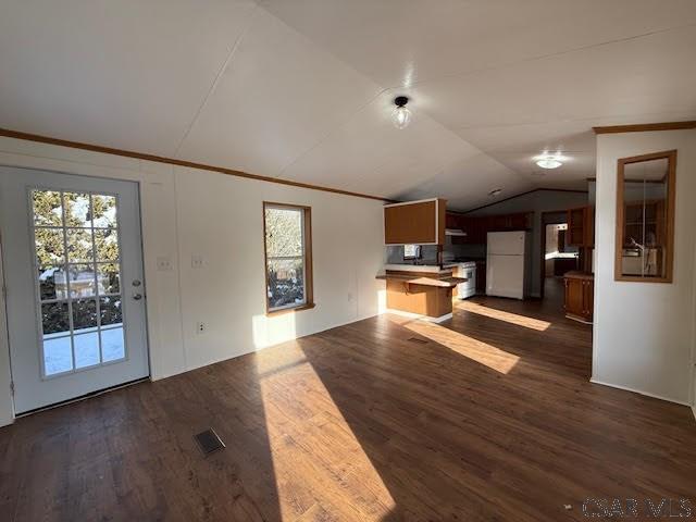 Building Photo - 321 Cord St