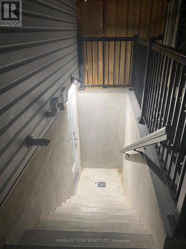 Building Photo - 151 Autumn Ridge Trail