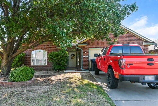 Building Photo - 13116 Mapleleaf Dr