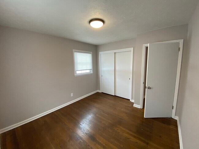 Foto del edificio - 4058 Foxe Basin Rd