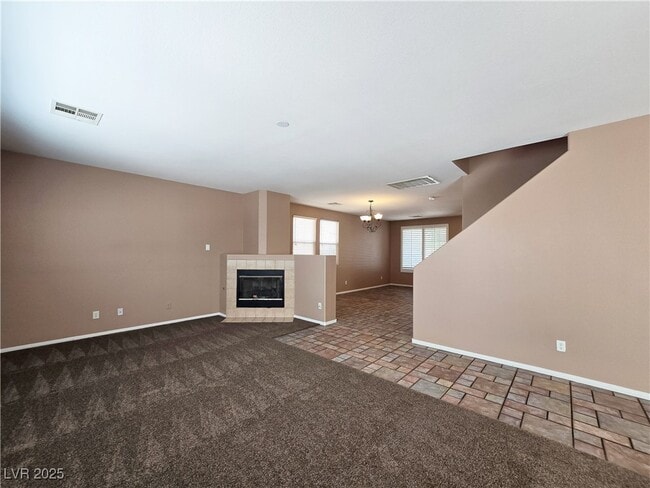 Building Photo - 10865 Wallflower Ave