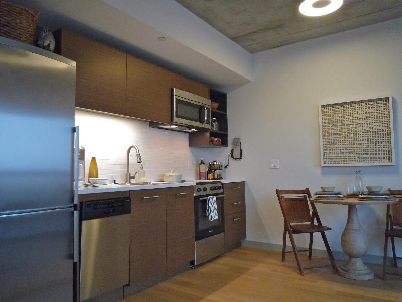 Primary Photo - 327 A St